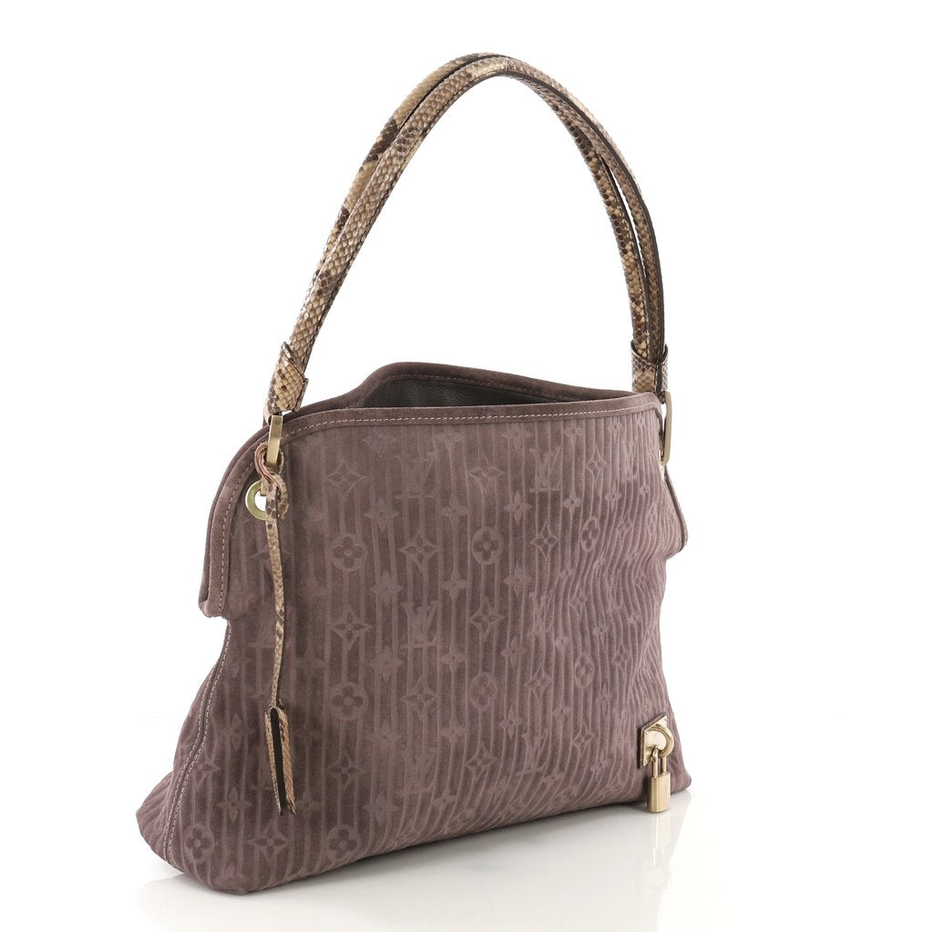 Louis Vuitton

Wish Bag Monogram Suede with Pyth